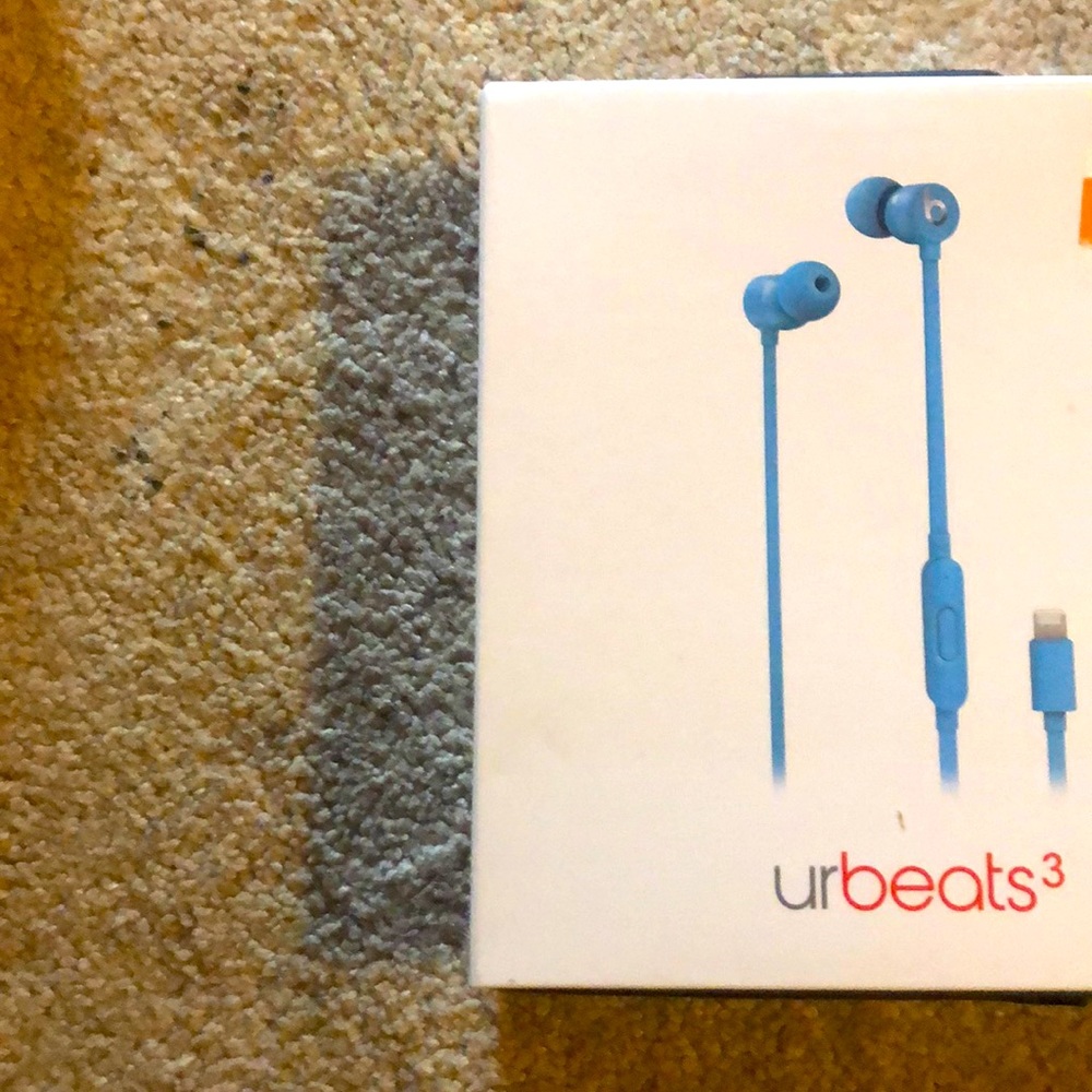 Urbeats 3 blue